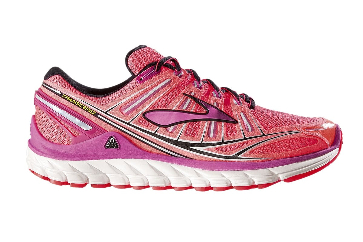 Welche Schuhformen passen zu breiten Füßen am besten?